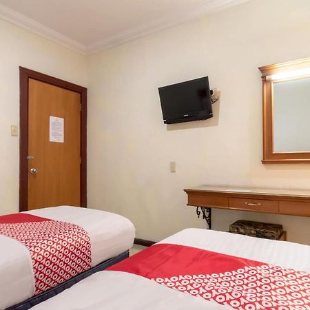 Oyo 487 Gajah Mada Hotel Medan Dış mekan fotoğraf