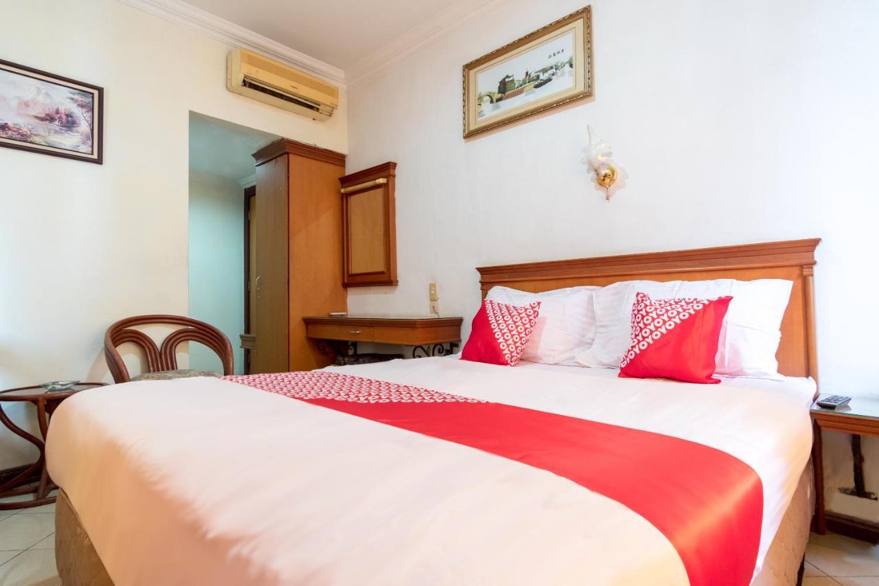 Oyo 487 Gajah Mada Hotel Medan Dış mekan fotoğraf