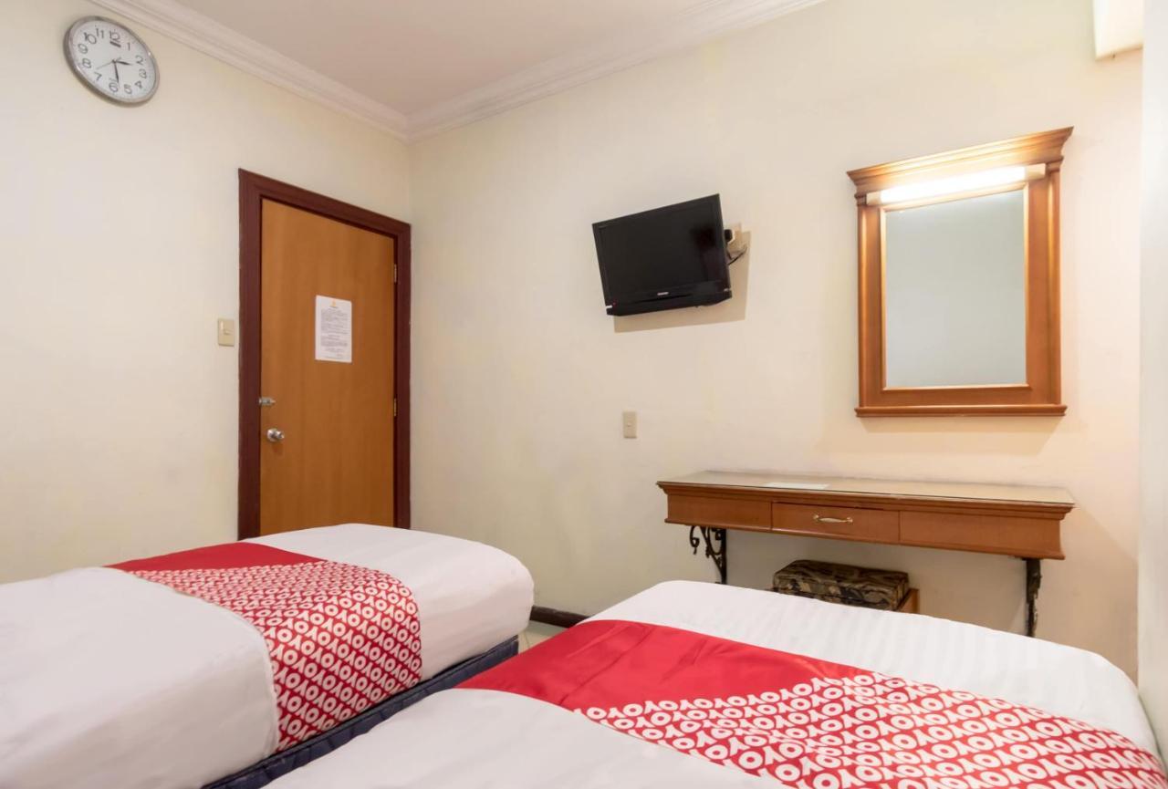 Oyo 487 Gajah Mada Hotel Medan Dış mekan fotoğraf