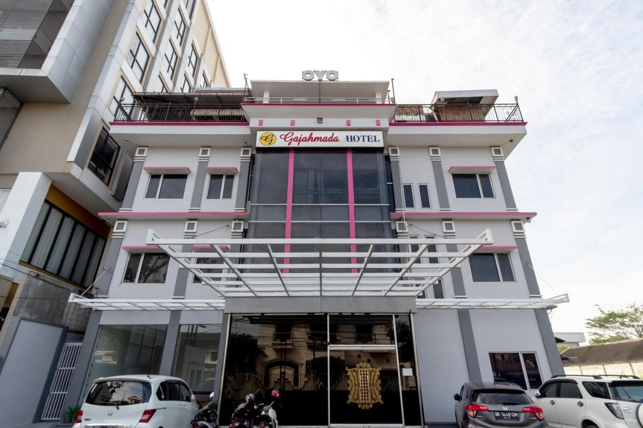 Oyo 487 Gajah Mada Hotel Medan Dış mekan fotoğraf