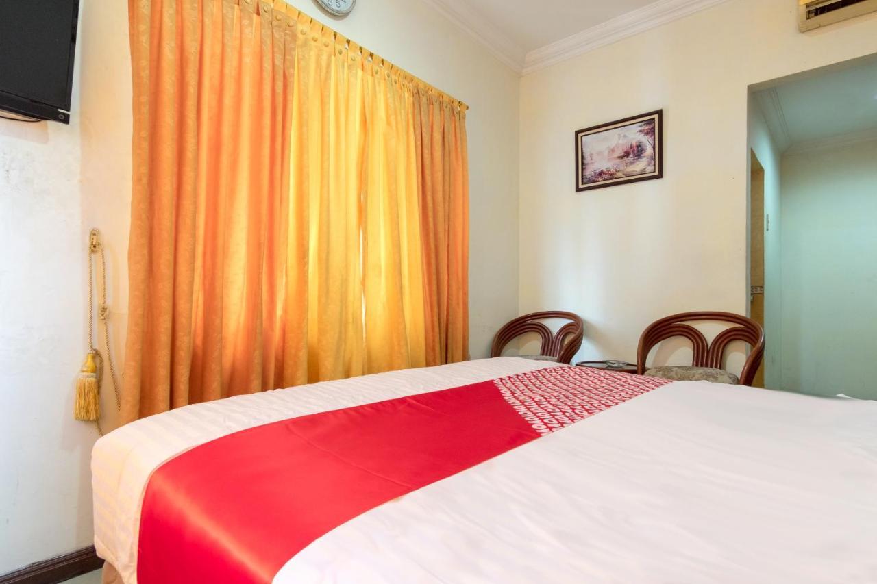 Oyo 487 Gajah Mada Hotel Medan Dış mekan fotoğraf