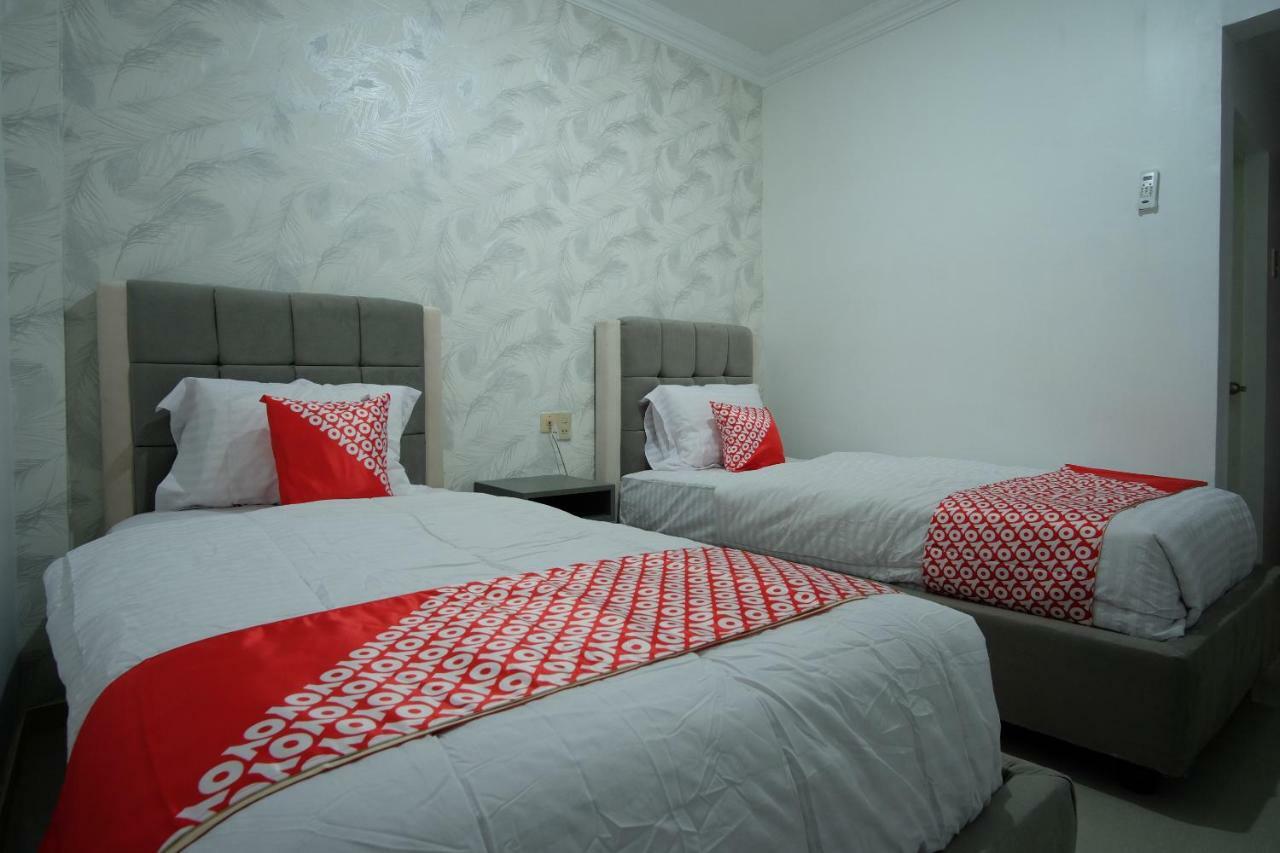 Oyo 487 Gajah Mada Hotel Medan Dış mekan fotoğraf