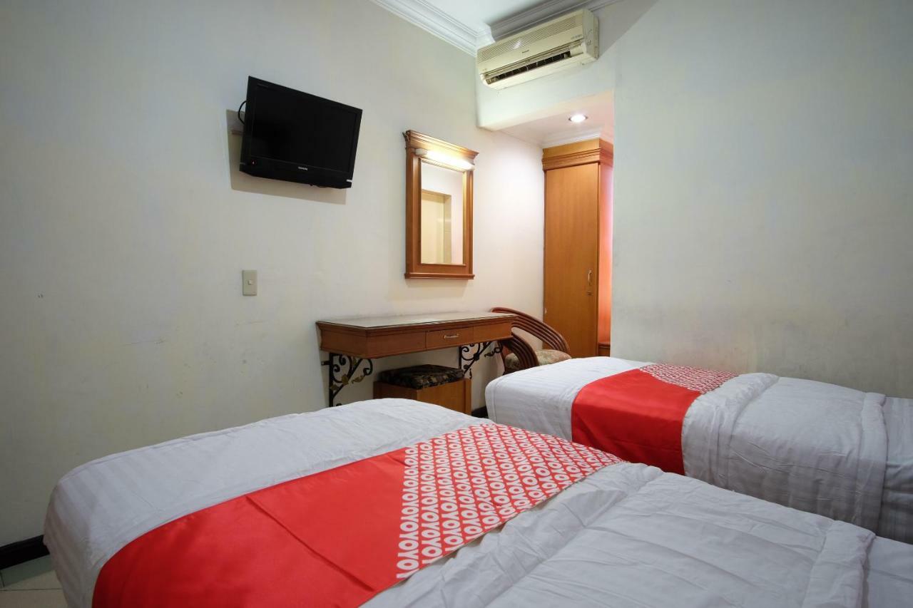 Oyo 487 Gajah Mada Hotel Medan Dış mekan fotoğraf