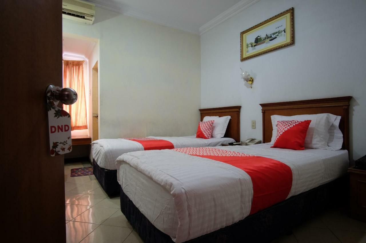 Oyo 487 Gajah Mada Hotel Medan Dış mekan fotoğraf