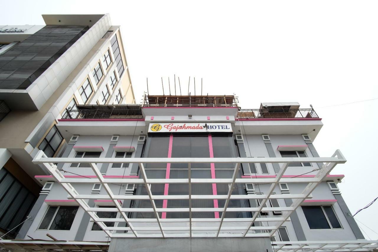 Oyo 487 Gajah Mada Hotel Medan Dış mekan fotoğraf